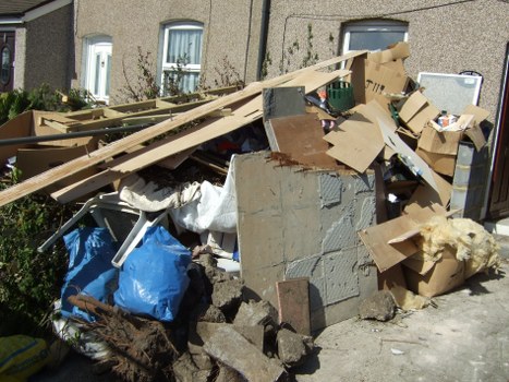 Benefits of skip hire services for efficient waste management